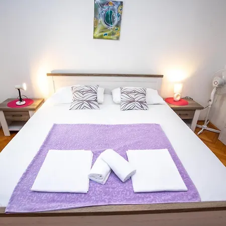 Apartment Skeva *